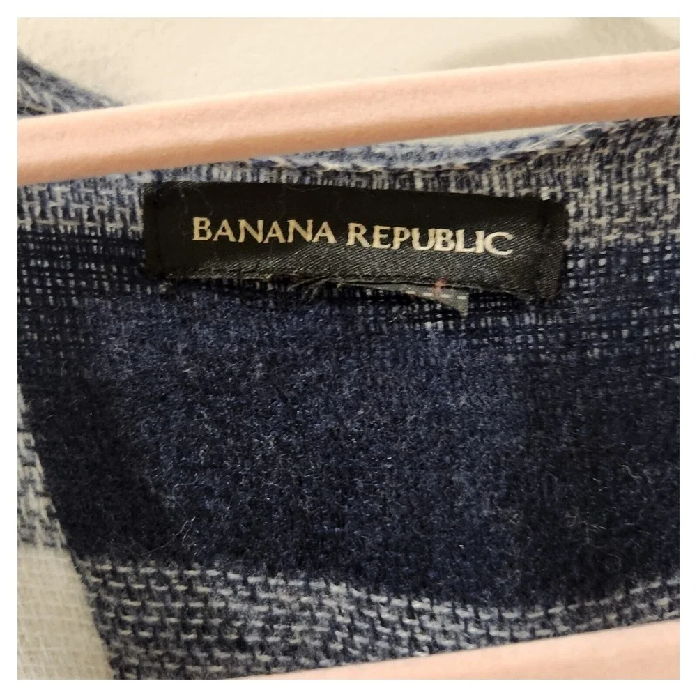 Banana Republic Plaid Shawl Wrap Fringe Preppy City Boho Open Front Cardi Size M